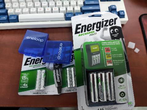 Đóng gói đẹp, hàng giao chậm so với dự kiến. Chat với shop hỏi ktra dùm tình trạng đơn hàng từ 21.7 tới lúc nhận hàng cũng chưa thấy reply.
Chất lượng thì sử dụng lâu mới biết, nhưng tin tưởng Energizer.