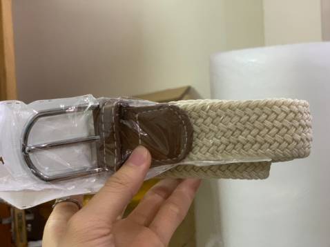 Sản phẩm tốt giao hàng nhanh chất liệu tốt đẹp bền và rất xinh nhé. vote 5 sao cho shop chúc shop buôn may bán đắt