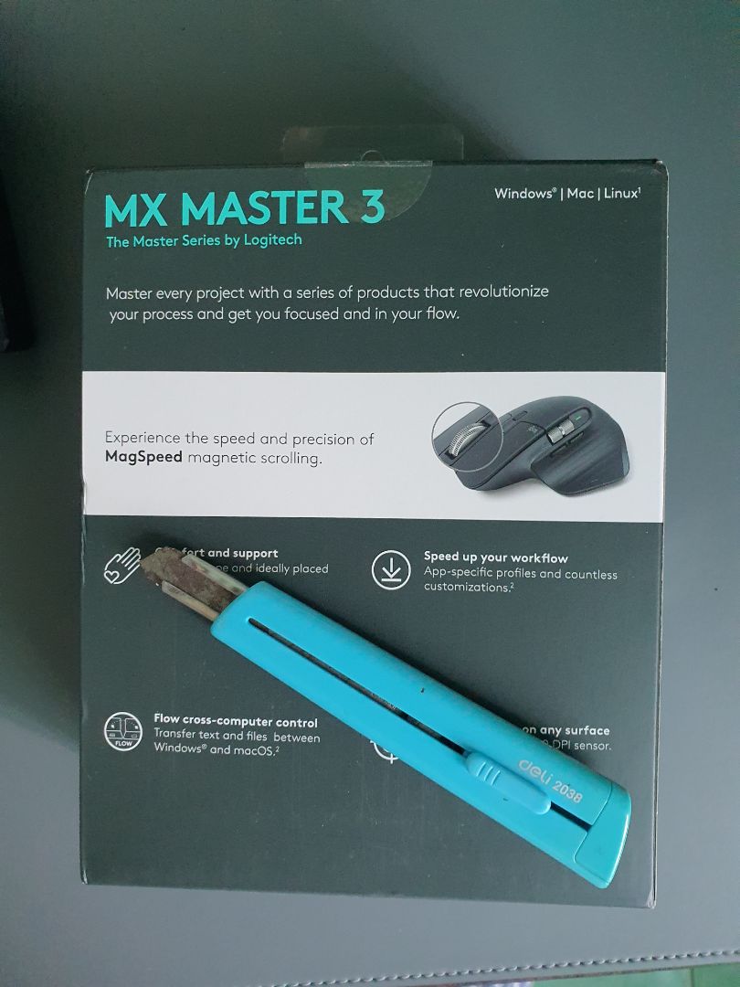 giao hàng nhành, sản phẩm nguyên seal, ban đầu chưa quen tay nhưng sau thời gian ngắn sử dụng chuột khá thích