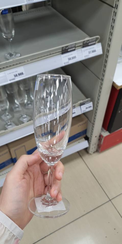 Nghiêng bình thì hơi khó xịt