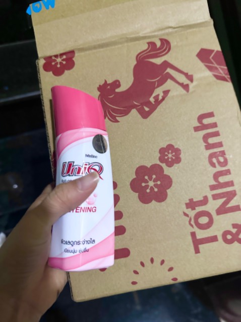 Thích vì sand phẩm không có mùi
Nhưng lại ngăn mùi cơ thể đens 24h 
10 điểmmmmmm
Sản phẩm có tem chính hãng, yên tâm