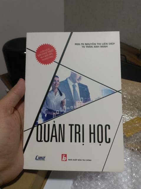 Giao hàng nhanh, đóng gói cẩn thận, sách in sắc nét