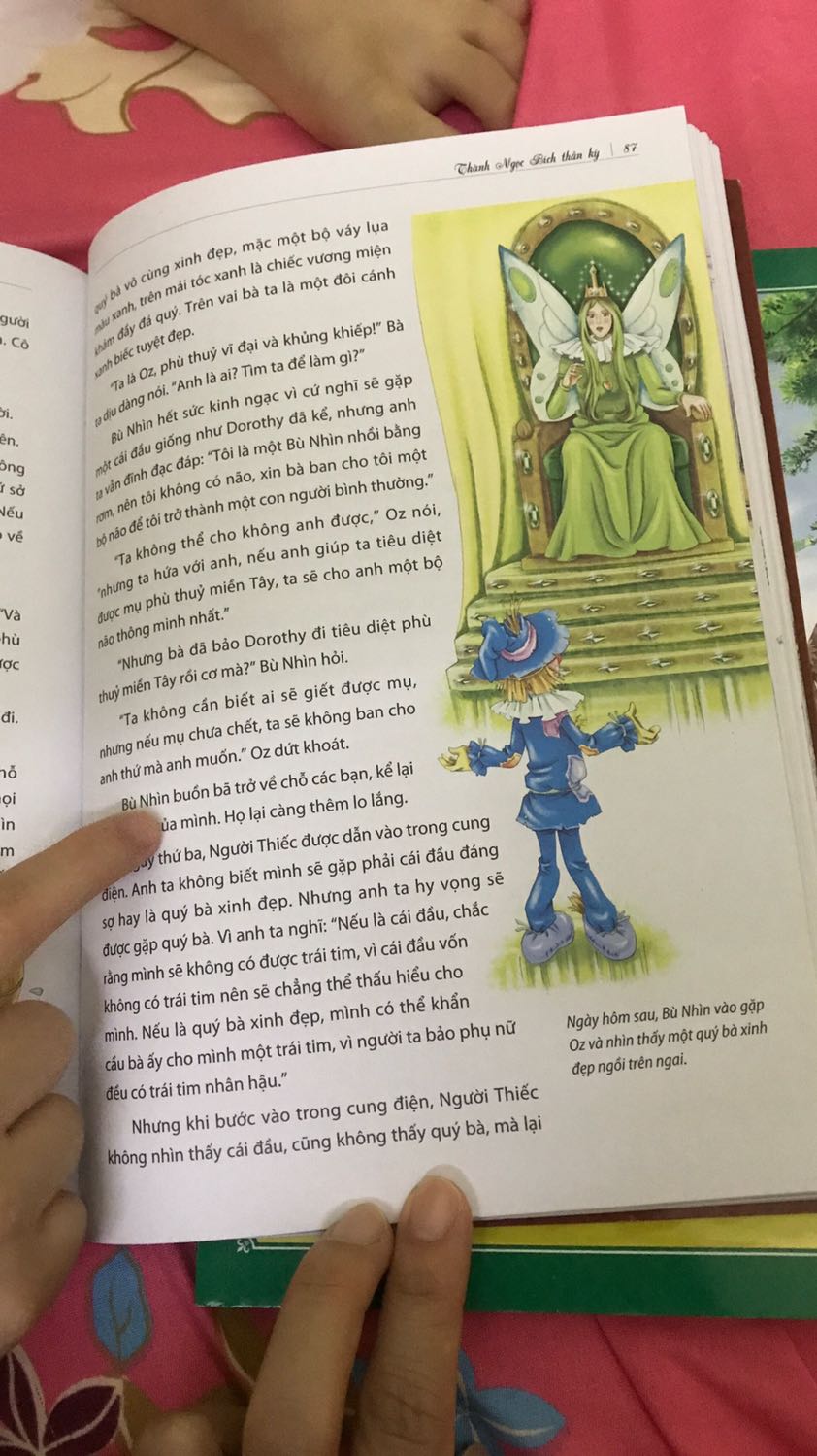 Bé nhà mình (8t) thích mê bộ này. Ngày nào cũng xin được thêm 15ph đọc truyện cho đến hết. Truyện của NXB Mỹ thuật hình đẹp, chữ rõ ,rất thu hút *** bé.