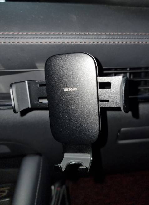 Đẹp, gắn cửa gió chắc chắn!