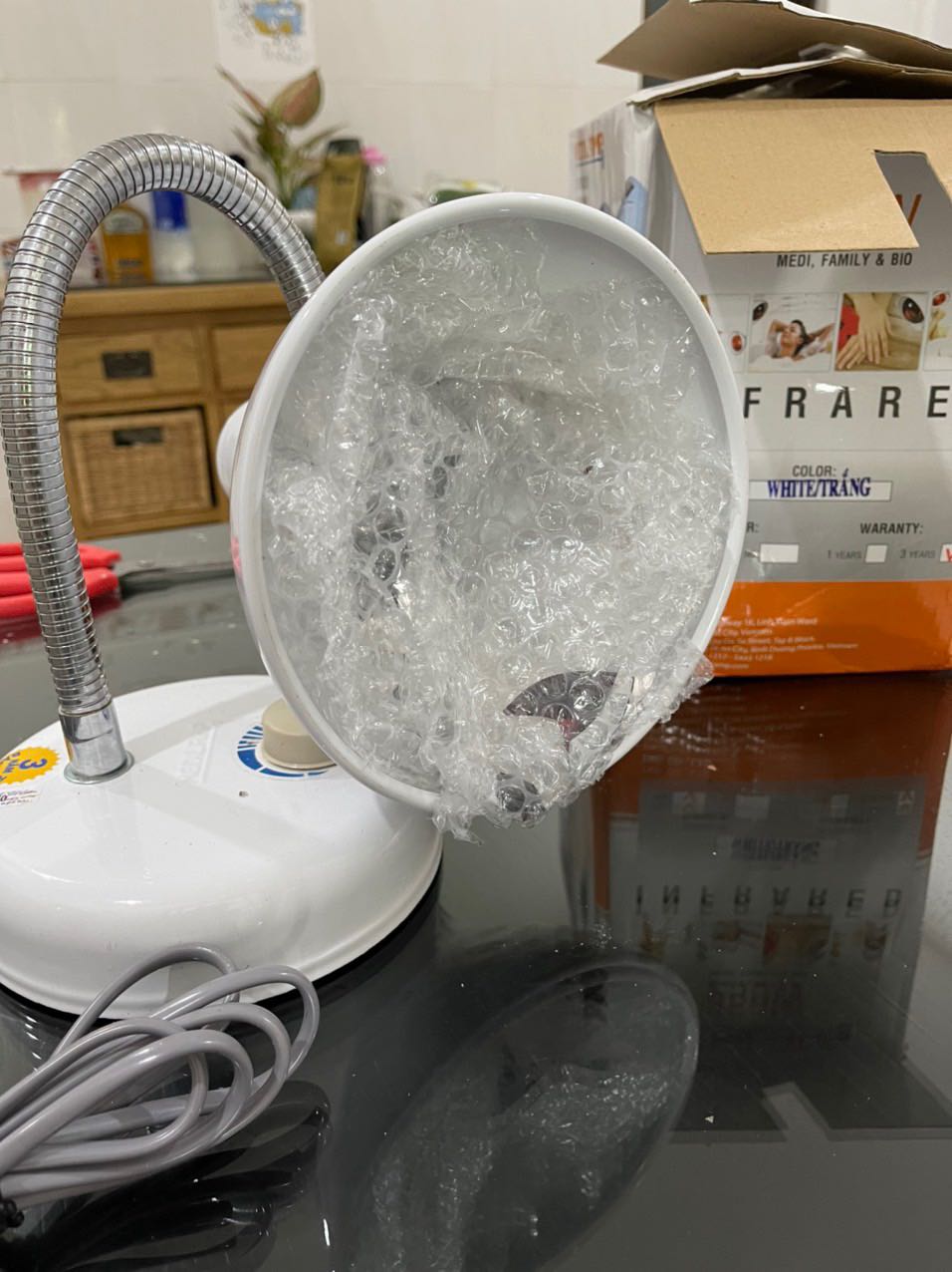 Vừa nhận đã bể nát hết trơn!