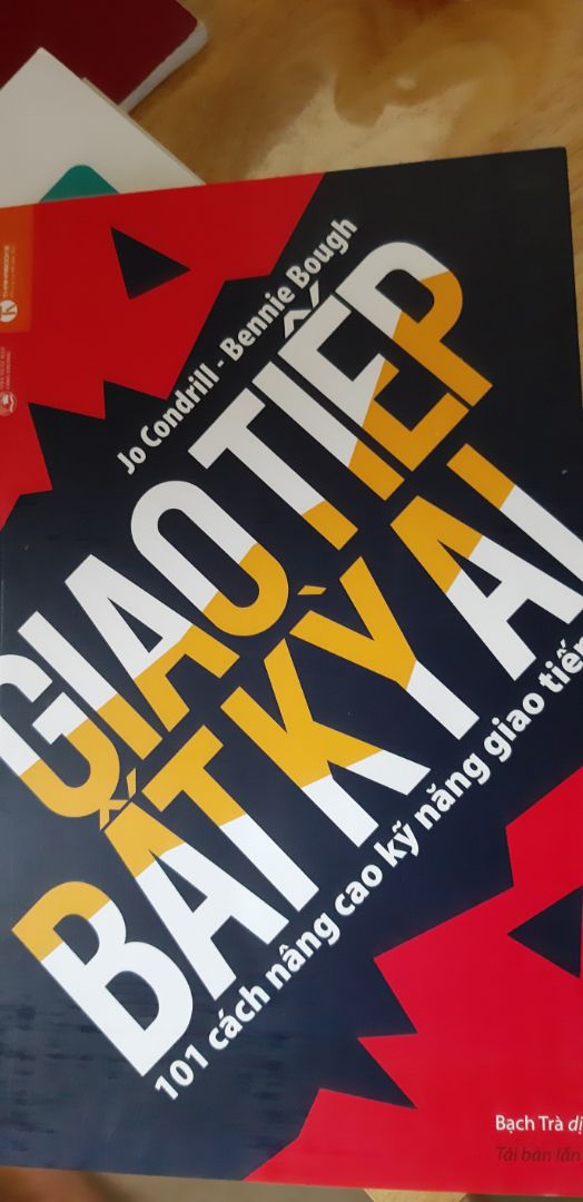 Sách không hay, nội dung ít giúp đc mình để cải thiện kĩ năng giao tiếp