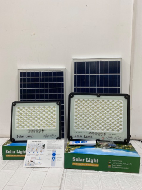 Tuyệt vời đèn rất sáng nha mn chip led tôt sáng được cả đêm luôn mn nên mua sản phẩm shop m mua nhièu lần nhưng làn nay la hài lòng nhất vi chất lượng khác hẳn lần trc mua cho shop năm sao sẽ ung hôn shop nhieu nên mua nha mn