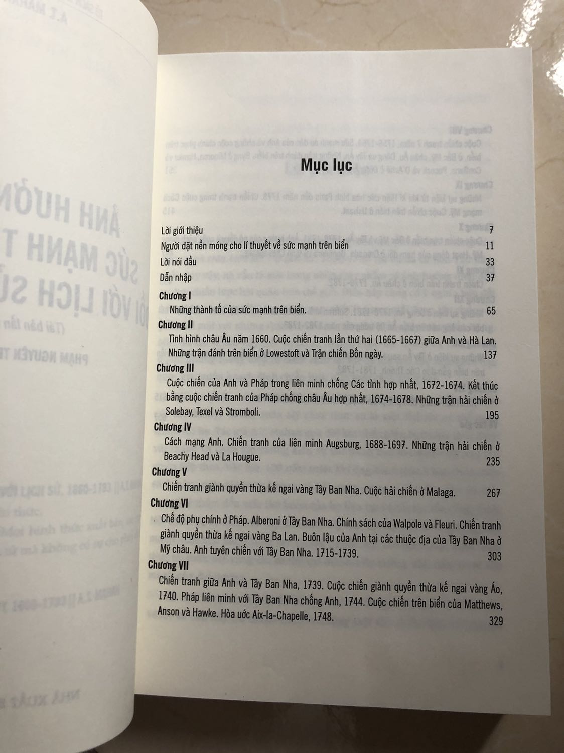 Cuốn sách cực kỳ có giá trị với người  muốn nghiên cứu về địa chính trị, những gì Mahan viết đã trở thành học thuyết. Không quá để nói đây là cuốn sách ảnh hưởng đến định hình chính sách đối ngoại của nhiều quốc gia, nhất là học thuyết về biển.