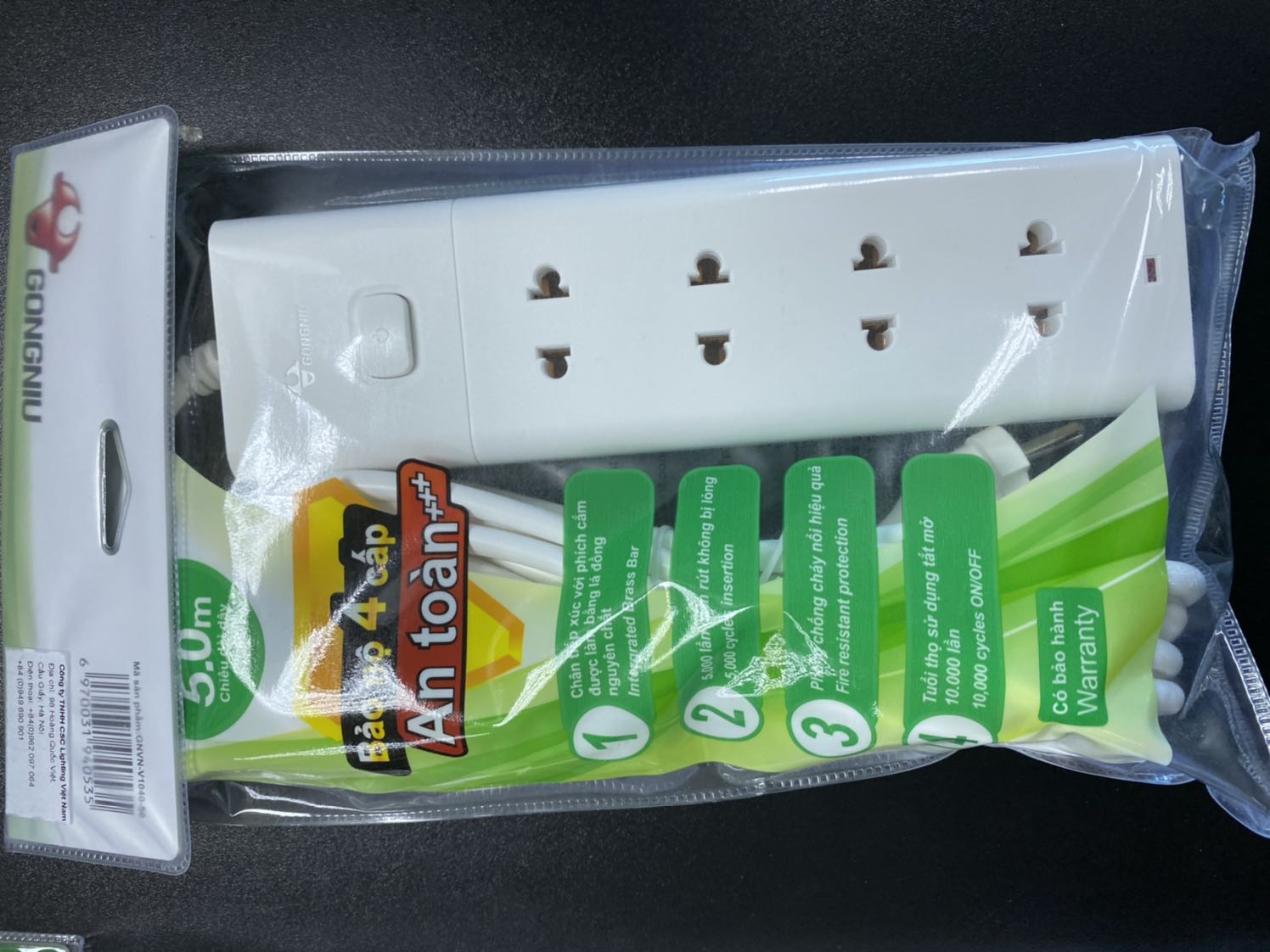 Hàng mới, dùng rất thích, mới dùng nhưng cắm ra cắm vào rất ưng. Sẽ ủng hộ shop.