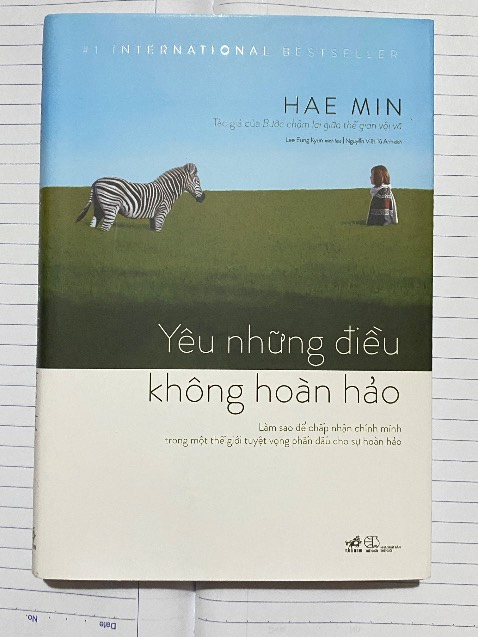 Giá rẻ mà chất lượng đỉnh lắm luôn ạ. Sách in màu, chất lượng in ấn rõ ràng. Nội dung sách còn đỉnh nữa. Đóng gói cẩn thận nên sách không vấn đề gì. Giao hàng nhanh lắm ạ