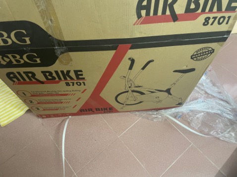Đẹp, rị mọ lắp gần 1 tiếng nhưng vui. Mình mua tặng mẹ dịp sinh nhật, máy nhẹ, ko chiếm nhiều diện tích, ráp xong cảm giác rất chắc chắn. Nên mua Đẹp, rị mọ lắp gần 1 tiếng nhưng vui. Mình mua tặng mẹ dịp sinh nhật, máy nhẹ, ko chiếm nhiều diện tích, ráp xong cảm giác rất chắc chắn. Nên mua