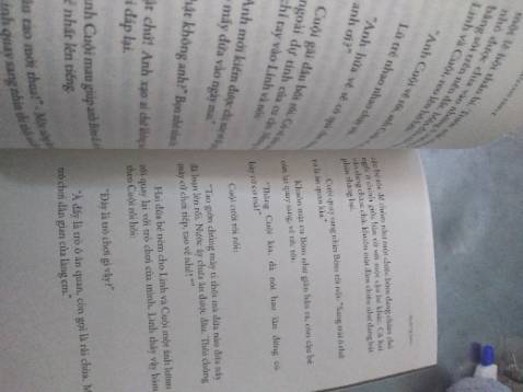 Giao hàng nhanh, đóng gói cẩn thận. Về phần nội dung, sách có sự xuất hiện của các nv cổ tích, thú vị vô cùng. Đọc còn đang dang dở nhưng thấy nó rất hayyyyyyy