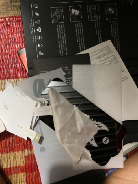 Dán không tì vết, rất hài lòng về shop, thank.