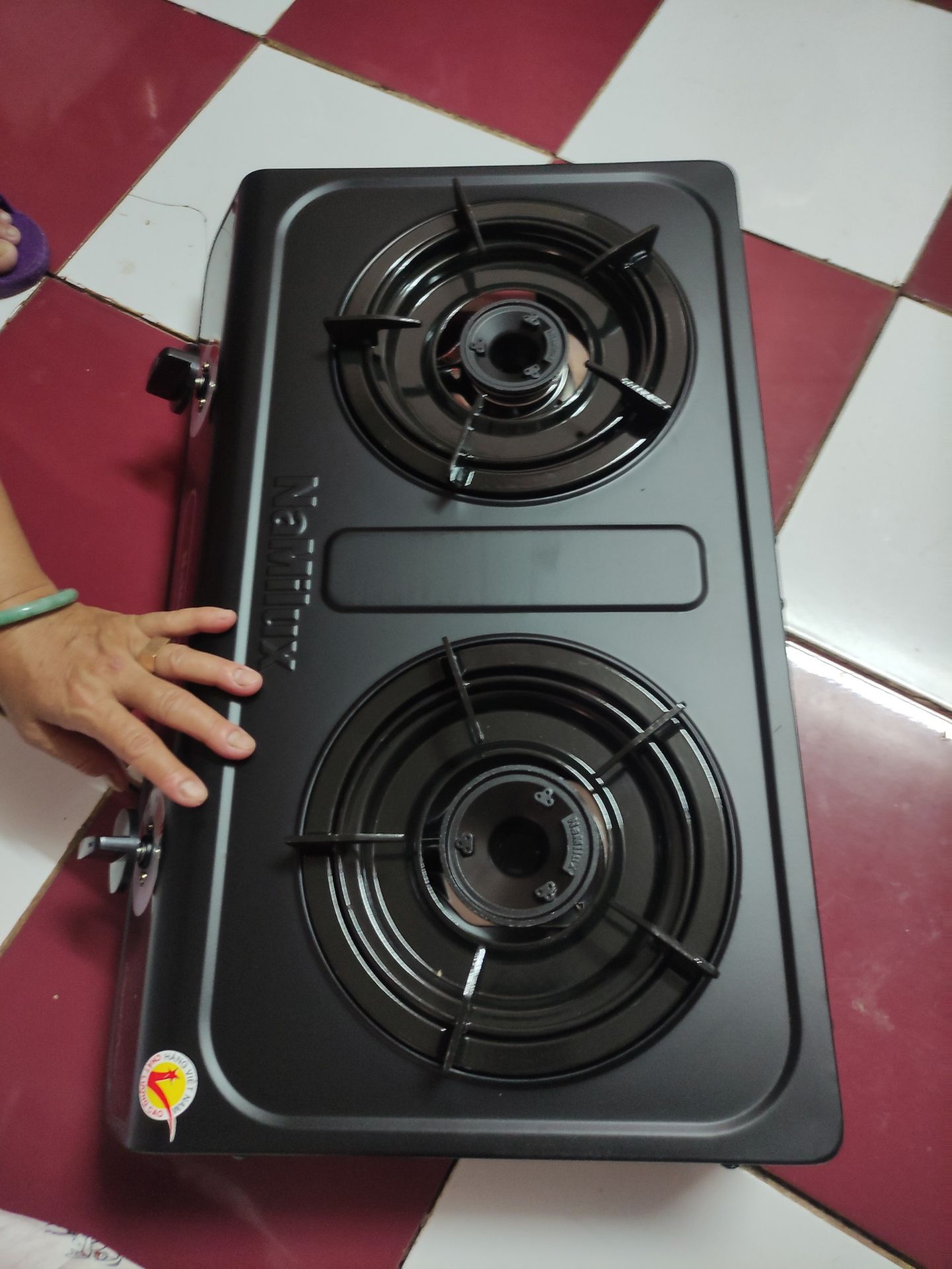 bếp khá đẹp lửa xanh rất ok luôn ạ hàng tiki không lo hàng giả