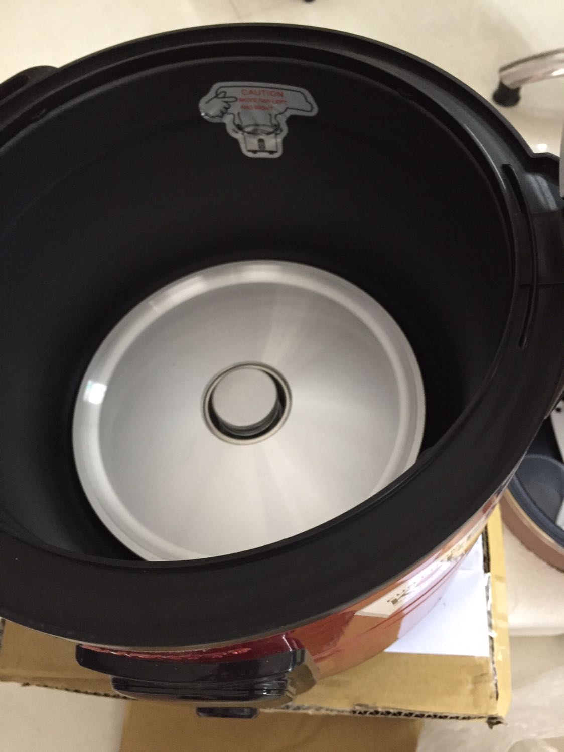 Nồi đẹp rất hài lòng nhưng chưa xài không đánh giá chất lương sp được Thank shop giao hàng rất nhanh