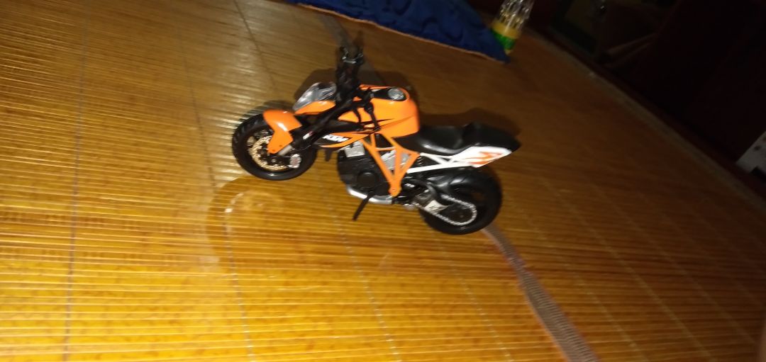 khá đẹp 
Đúng như trong shop 
giao hàng nhanh 
hỗ trợ kiểm tra hàng hóa 
tiki rất uy tín 
tôi rất ủng hộ