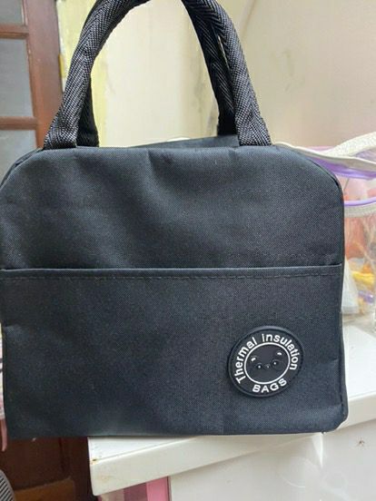 Túi giữ nhiệt tốt, giữ ấm đc lâu. mẫu này cũng đẹp nữa. xách đi làm cũng tiện.Sp oke nhá