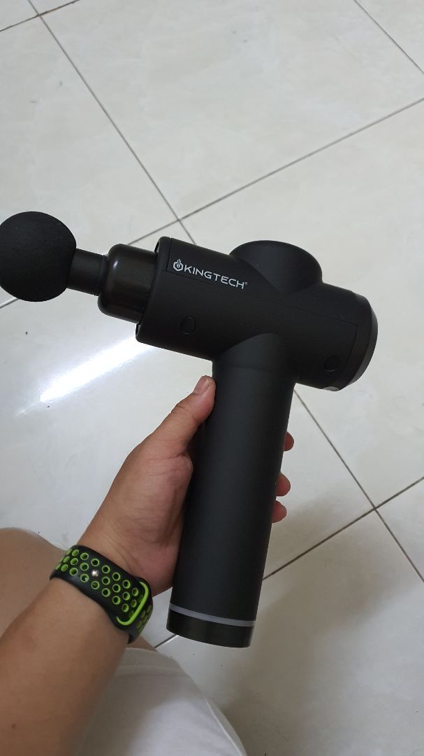 sản phẩm chắc, đầm tay, lực rung mạnh, có nhiều đầu matxa thay thế, mới xài chưa đánh giá pin ra sao. nói chung cũng an tâm khi mua hàng