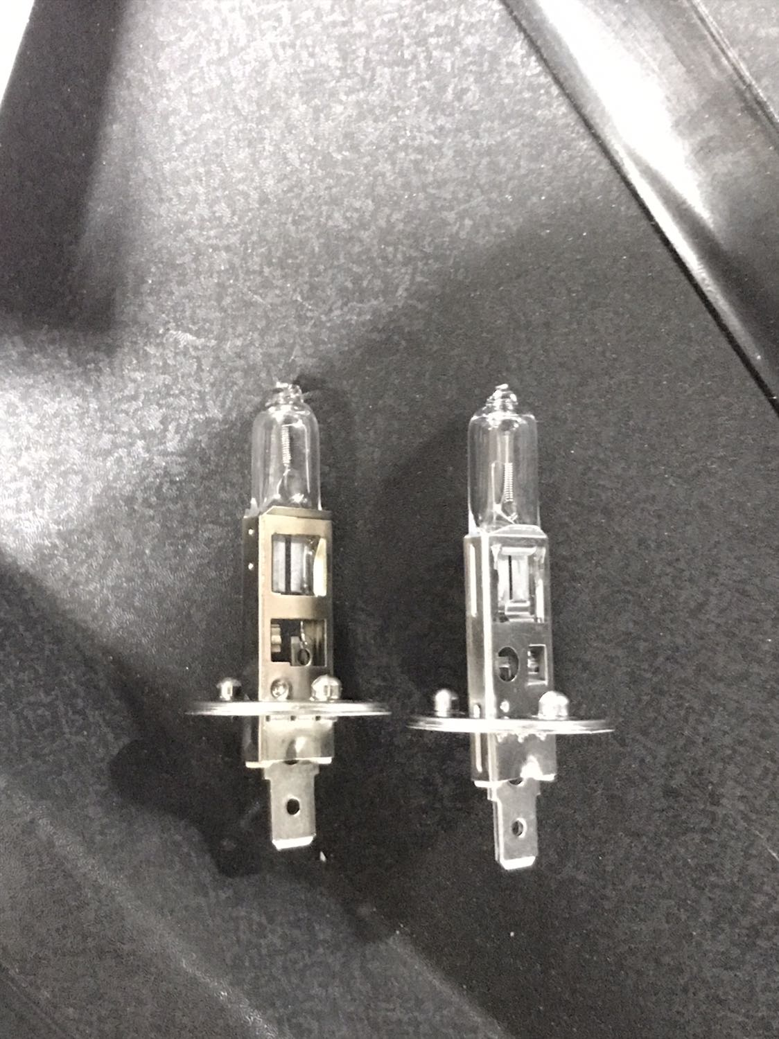 Sản phẩm tốt như mô tả, có cả tem chống hàng giả của chính hãng, thay cái được luôn