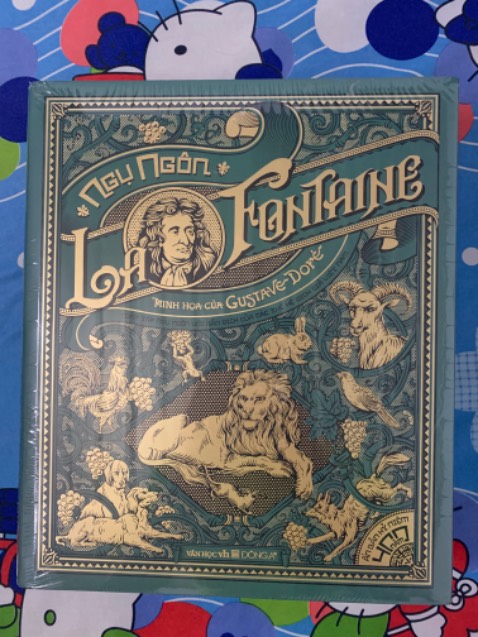 Nội dung thì mình không đánh giá vì chưa đọc, nhưng cuốn này cũng nổi tiếng quá rồi. Sách nguyên seal, có nhiều chỗ bị rách seal nhưng không ảnh hưởng tới sách.

Đơn mua 4 cuốn đều giá trị cao mà, được mỗi cuốn này còn nguyên vẹn nhất, khá buồn về khâu đóng gói của Tiki.

Tiki tiếp nhận đơn nhanh, đóng gói và bàn giao cho bên vận chuyển nhanh. Shipper giao hàng nhiệt tịn vui vẻ.