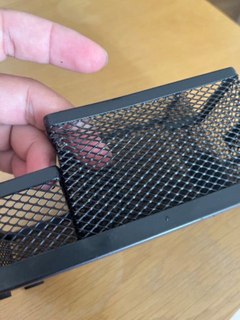 Bẹp, sơn chưa hết, sản phẩm hoàn thiện rất kém chất lượng