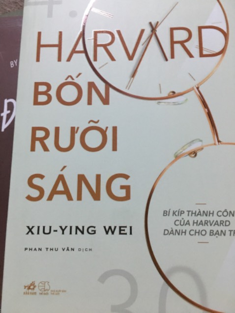 Sách về rất nhanh, với lại sách hay với bổ ích nữa, mọi người nên đọc nhé, nhất là những bạn đang còn đổ tuổi học sinh, sinh viên vì nó sẽ thay đổi về mặt nhận thức rất nhiều~