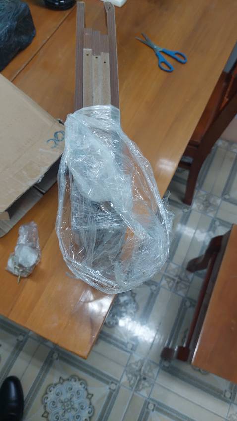 Hàng bị hư hỏng, khó lắp ráp. Thật khó khi nhận xét. Mình hay mua hàng nhưng 2 lần nhận hàng thấy quá tệ. Do không phải hàng đắt tiền nên vẫn nhận Hàng bị hư hỏng, khó lắp ráp. Thật khó khi nhận xét. Mình hay mua hàng nhưng 2 lần nhận hàng thấy quá tệ. Do không phải hàng đắt tiền nên vẫn nhận