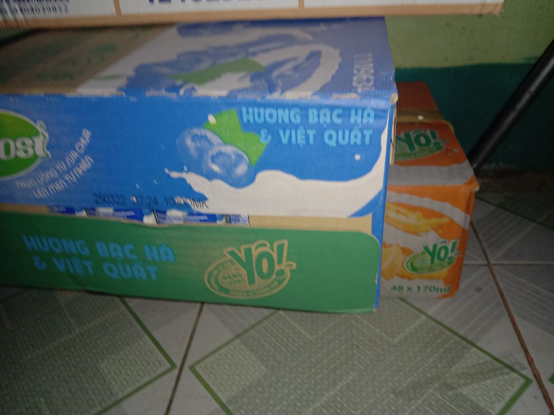sản phẩm tuyệt với. shipper cũng tuyệt vời. chưa bao giờ thấy shipper nào có tâm với nghề như vậy. gọi 7 cuộc ko đc, vì mình để đt chế độ im lặng ngủ trưa. shipper gửi xe và hàng ở ngoài chốt, mượn xe đạp để kiếm nhà, gọi người ra lấy hàng. cảm ơn anh shipper nhìu lam luôn. dịch mà giao hàng nhanh hơn dự kiến luôn. điểm 10 cho tiki