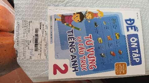 Sách bị rách, sản phẩm rất tệ hại, cần hoàn tiền ngay