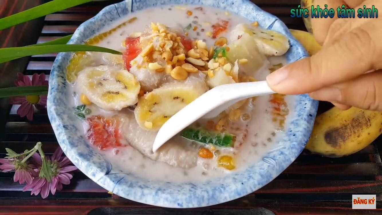 Mua dùm bạn chứ có biế gì đâu à. Bạn không nói gì hết chắc là sách tốt. Ừm nói *** kiếm xu thôi hà mấy má ôiiiiiii