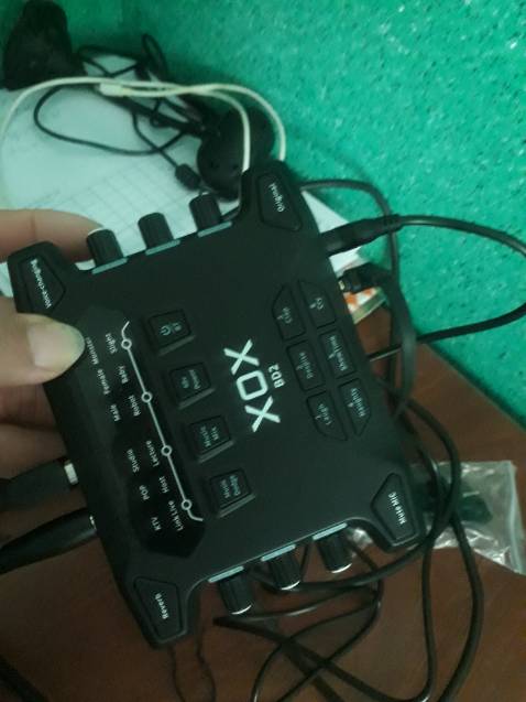 Mình vừa nhận hàng,nhưng thử dùng tiếng mích và nhạc nhỏ quá mặc dù lắp đúng,k biết có phải hàng nhái k? Nếu sóp uy tín thì cho mình đổi lại hoặc tư vấn cho mình ***.