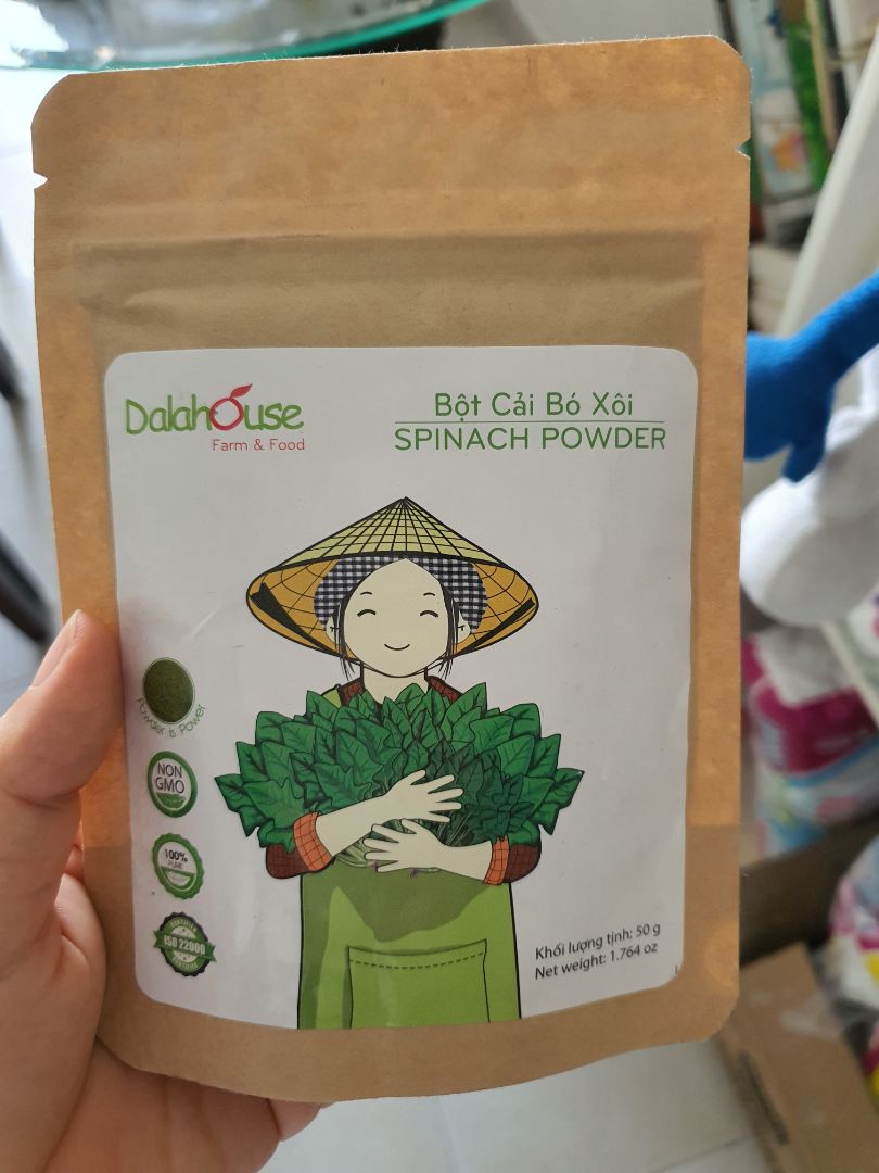 M mới nhận hàng chứ chưa uống, do m còn mua bột cần tây, bột cỏ lúa mì cùng hãng. Thấy 2 sản phẩm kia rất ok nên m nghĩ bột này cũng vậy. Sẽ tiếp tục ủng hộ