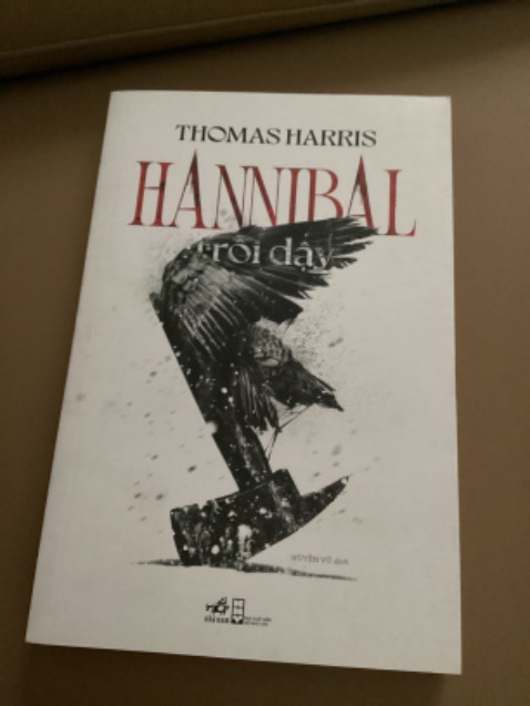 Nội dung hay khá hài lòng nhưng sách có hơi bụi bẩn