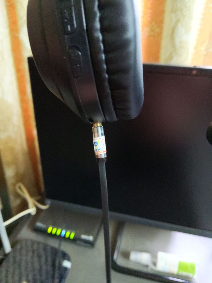 hàng đúng chuẩn chính hãng, đầy đủ bao bì và tem bảo hành, giao siêu nhanh dù chọn giao hàng tiết kiệm hàng đúng chuẩn chính hãng, đầy đủ bao bì và tem bảo hành, giao siêu nhanh dù chọn giao hàng tiết kiệm