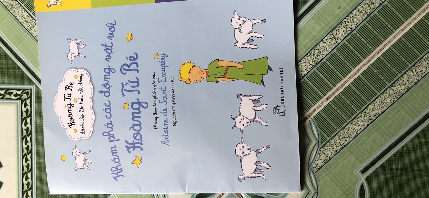Cuốn sách dễ thương, hình vẽ hoạt hình nên các bạn nhỏ thichd, có điều giấy hoen mỏng nên dễ rách nhé!