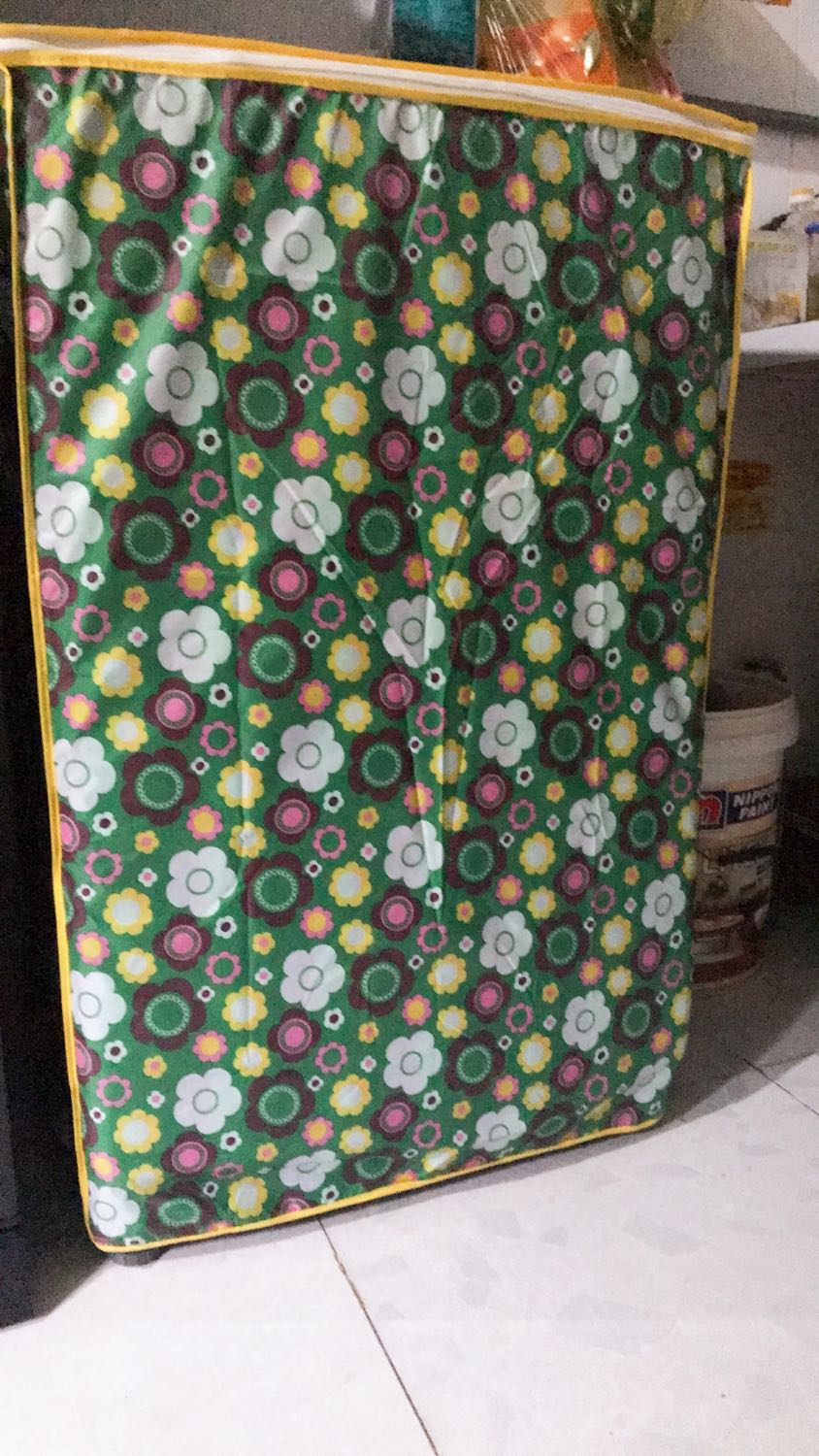 Không hài lòng đặt màu này mà giao màu khác