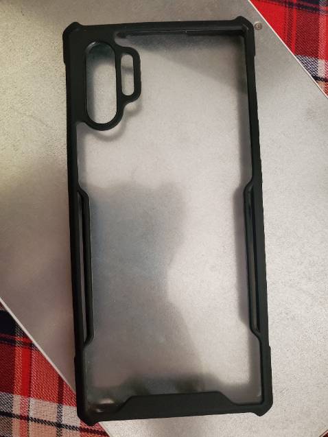 Vấn đề ship bảo hành thì tiki là số 1 r, nhưng cái ốp nó chưa ôm sát cơ thể điện thoại cho lắm nhưng rất đẹp và oke tiền nào của nó. Chất liệu nhựa này k làm ốp bị ố vàng và rất sạch. Tìm mãi mới thấy cái ốp đúng ý. Nhưng phải cho nó ôm sát vào đt tí nữa vẫn hơi rộng