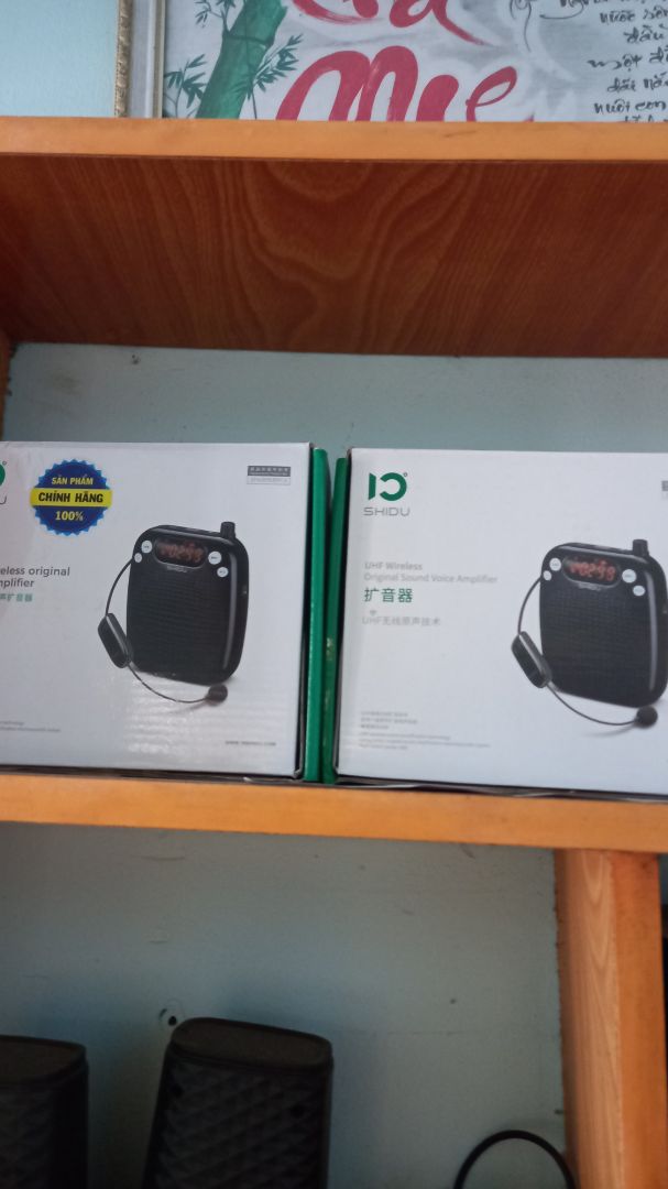 máy dùng ổn, rất phù hợp để dạy học. mình rất hài lòng. shop đóng gói cẩn thận. mình đã mua 2 cái và mua thêm cho đồng nghiệp.