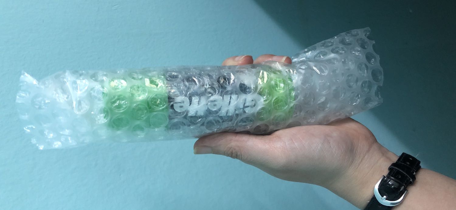 Giao hàng lâu kinh khủng khiếp. Đặt từ mùng 10/4 mà 21/4 mới nhận được hàng. Gọi điện cho tổng đài giao hàng thì k đc. Nhỡ hết cả việc