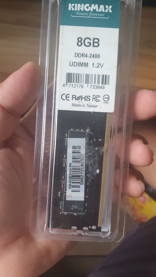 Cực kỳ thất vọng. Hàng bị lỗi. Gắn vô bị màn hình xanh. Phải cài lại Windows. Bài học cho việc không mua hàng của Tiki Trading mà mua của shop.