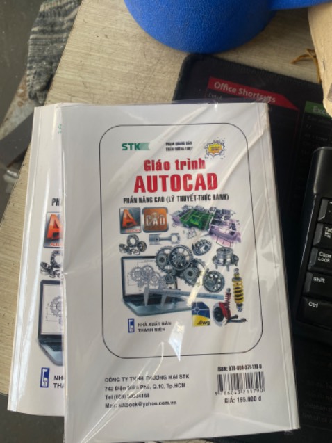 Bên mình giao nhầm sách rồi ạ em đặt sách cơ bản mà sao giao cho em nâng cao vậy ạ