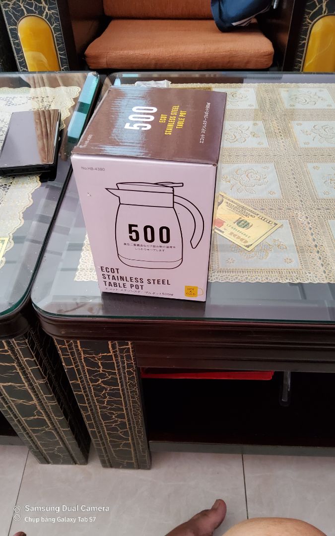 Rất đẹp,thuận tiện pha trà.Rất đáng mua
Giao hàng nhanh,chất lượng tốt. Rất ok.