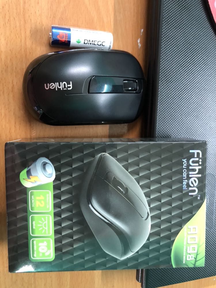 Chuột đẹp, nhạy. Giao hàng nhanh. Mình rất ưng ý