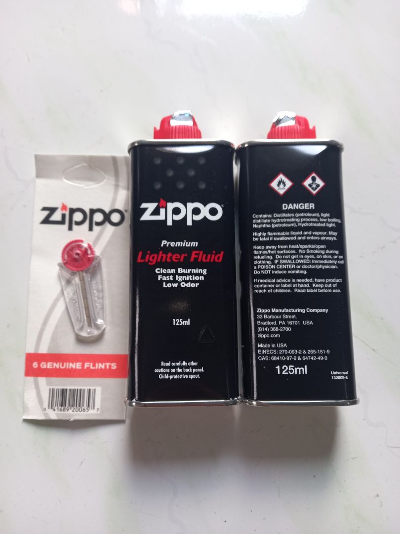 Sp giao đúng hẹn,đóng gói kỹ,cân thận. Xăng sử dụng quẹt rất nhạy,ko khói,rất hài lòng với sp,sẽ giới thiệu cùng bạn bè,mn xài zippo hãy sdsp nầy.Cảm ơn shop và Tiki,hẹn lần mua hàng sau.