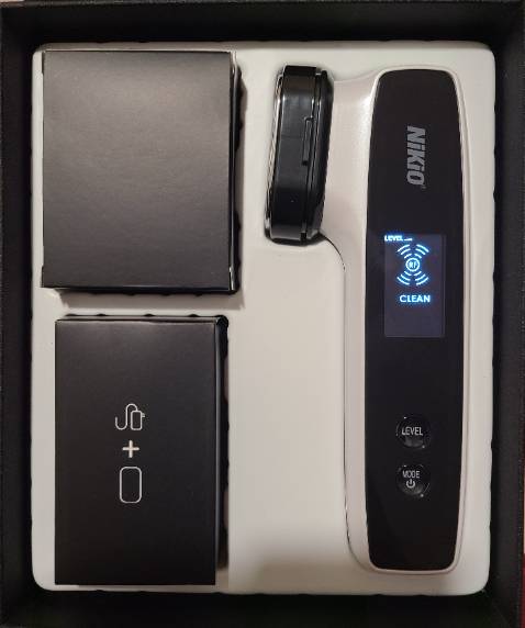 Đep, sang trọng từ hộp đến máy, phiếu bảo hành & hướng dẫn sử dụng đầy đủ. Dù  chưa có nhận xét nhưng mình vẫn quyết định mua và Tiki chưa bao giờ làm mình thất vọng cả, đồ điện tử, nhà bếp, máy móc, tai nghe... nhà mình đều mua trên tiki