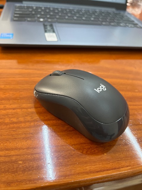 Cực kỳ hài lòng, sản phẩm y như mô tả! Chuột bluotube đỡ 1 cổng usb!