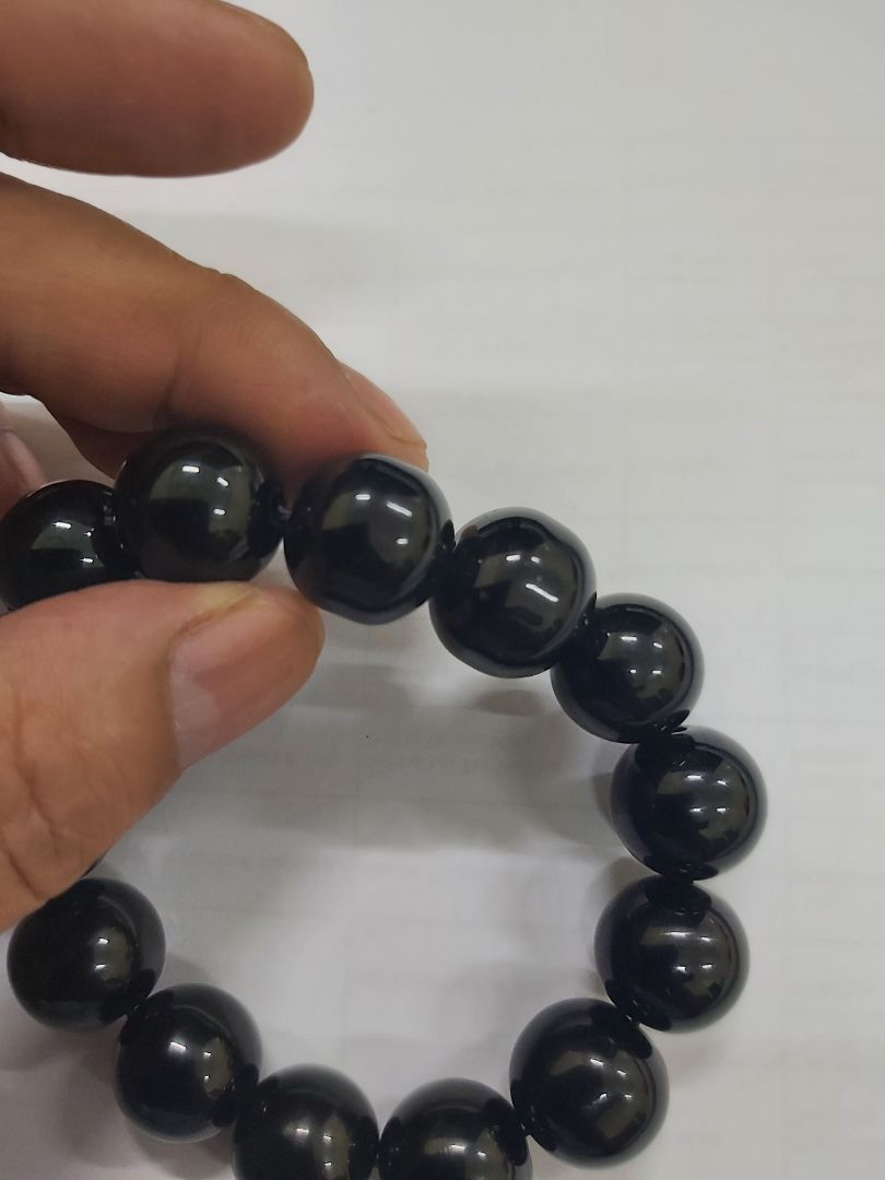 Các viên ko đồng đều kích thước, hình dạng, nhiều viên có dạng hình trụ doa đầu. Định gửi ảnh, nhưnh ứng dụng lỗi load ảnh. Chất đá tự nhiên.