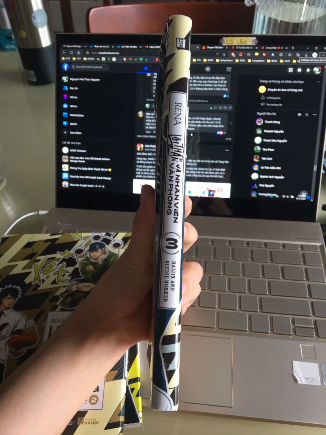 Mình không hài lòng với tập 3 cho lắm vì sách  bị tróc 1 mảng nhỏ ngay gáy :( còn lại thì mọi thứ vẫn ổn, nd truyện ok