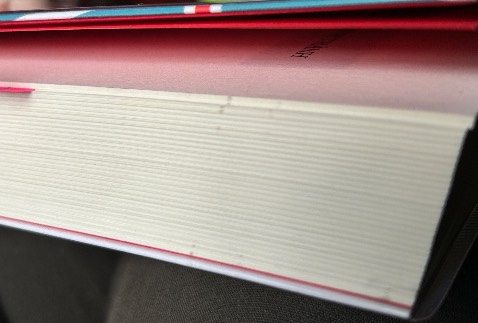 Nội dung không bàn cãi, nhưng cách gói hàng. 
Gây khó chịu vô cùng vì mua sách mới, không phải săn sách cũ