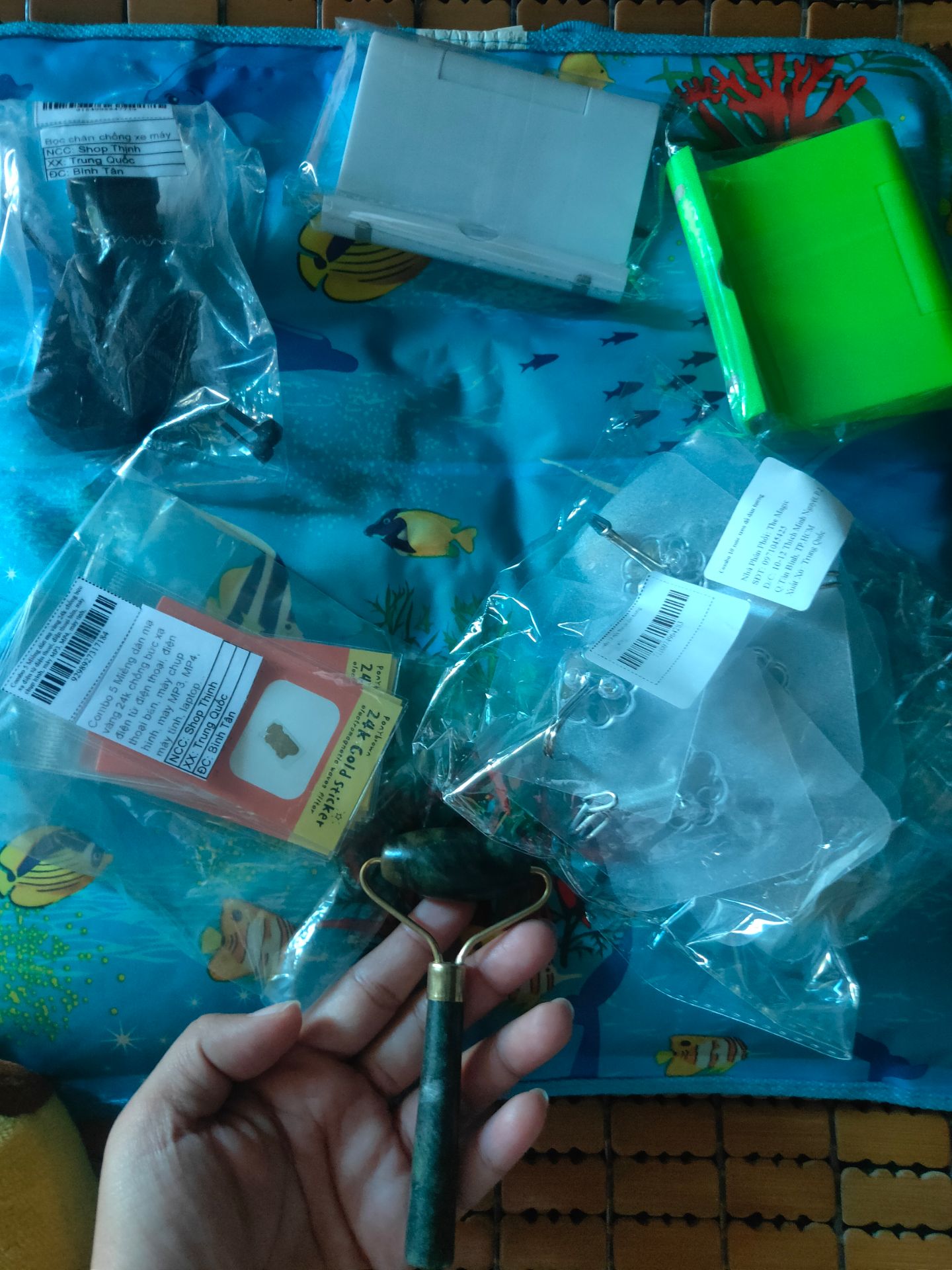 Shop giao hàng nhanh. Sảm phẩm đóng gói chắc chắn. Còn dùng có chống nhiễm từ được hay không thì chưa biết